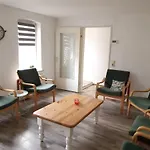 Monteurzimmer Ausma - * Weener